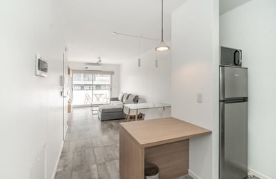 Rent of a bright modern 2-room apartment with a balcony, Palermo Hollywood, Buenos Aires, Argentina